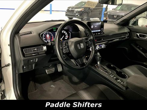 Used 2025 Honda Civic Sport image 4