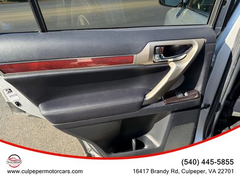 Used 2010 Lexus GX 460 image 11