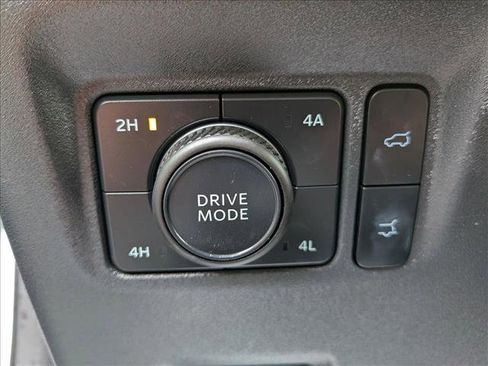 Used 2025 Ford Expedition Max Active image 17