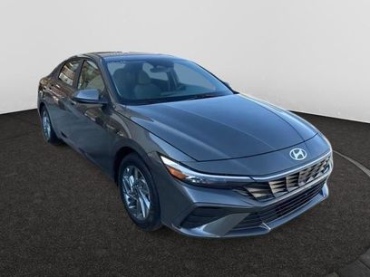 Used 2024 Hyundai Elantra SEL
