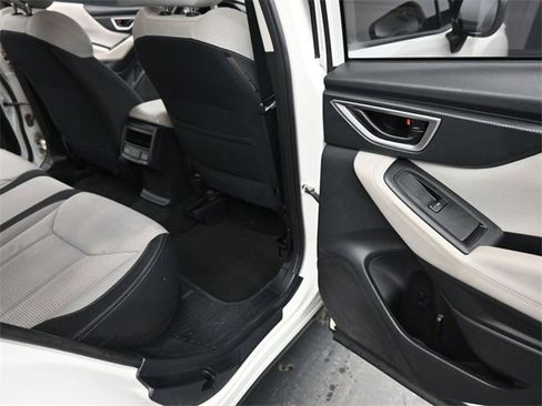 Used 2021 Subaru Forester Base image 19