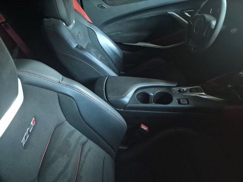 Used 2018 Chevrolet Camaro ZL1 RWD image 29