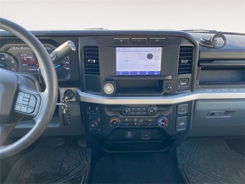 Used 2023 Ford F350 XLT image 11