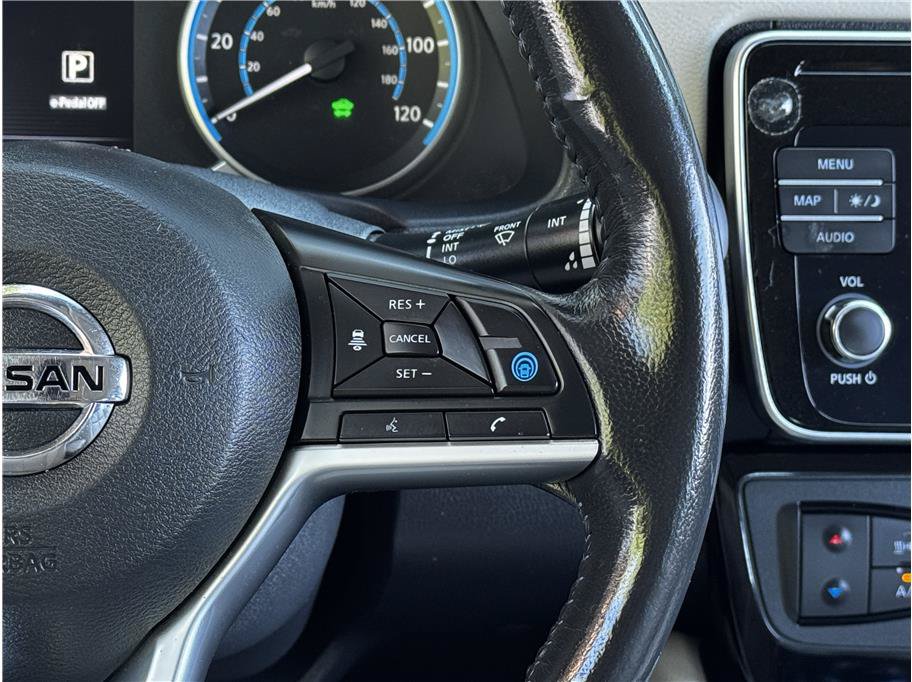 Used 2018 Nissan Leaf SL w/ SL Technology Package FWD image 21