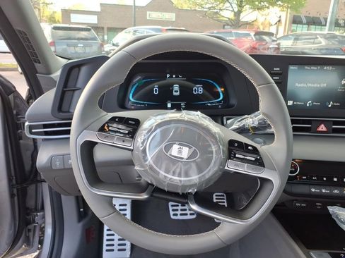 New 2026 Hyundai Elantra Sport FWD image 13