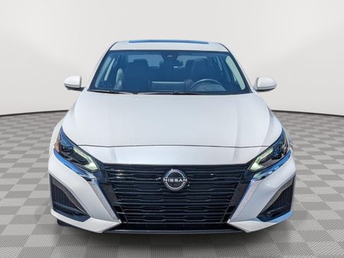 Used 2023 Nissan Altima 2.5 SL AWD/4WD image 8