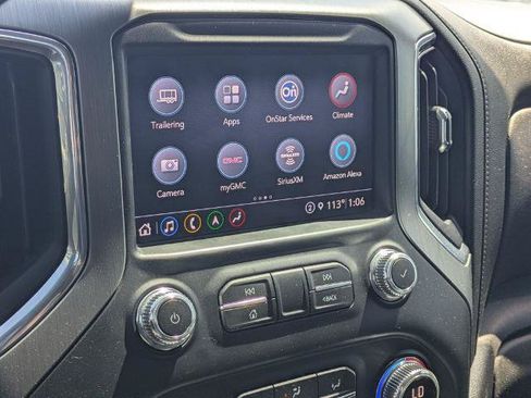 Used 2022 GMC Sierra 3500 Denali w/ Denali Ultimate Package AWD/4WD image 12