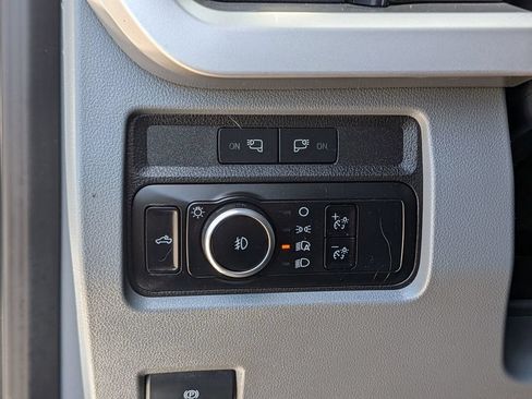 Used 2024 Ford F250 XLT w/ FX4 Off-Road Package AWD/4WD image 17
