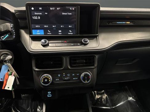 Used 2023 Ford Maverick XL image 7