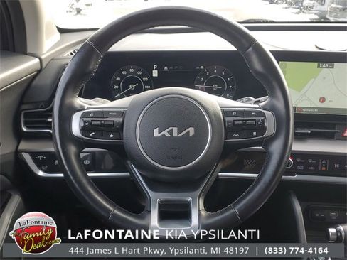 Used 2023 Kia Sportage SX image 32