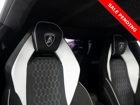 Used 2024 Lamborghini Revuelto AWD/4WD image 37