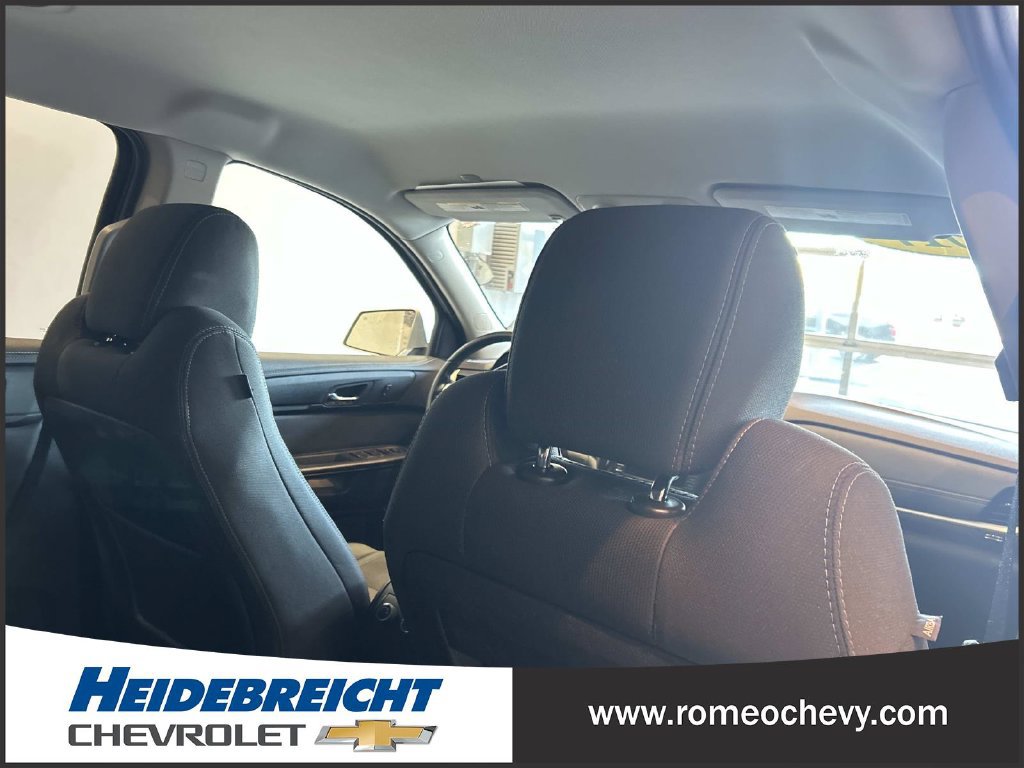 Used 2017 Chevrolet Traverse LT w/ Style and Technology Package AWD/4WD image 34