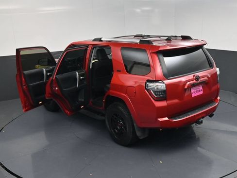 Used 2022 Toyota 4Runner SR5 Premium RWD image 21