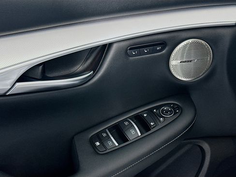 Used 2022 INFINITI QX50 Essential w/ Cargo Package image 15