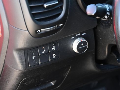 Used 2018 Kia Soul ! w/ Tech Package image 24