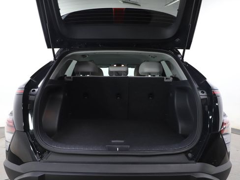 Used 2025 Hyundai Kona SEL image 16