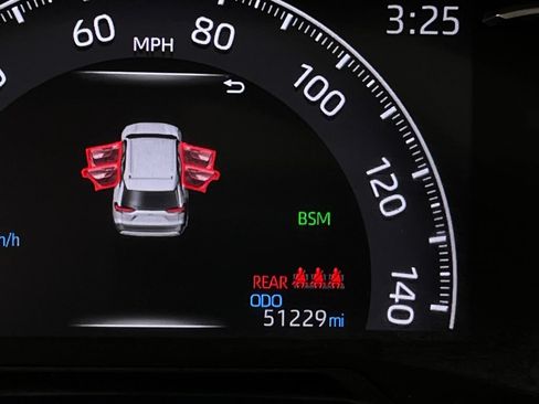 Used 2019 Toyota RAV4 Limited w/ Advanced Technology Package AWD/4WD image 17