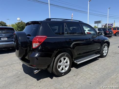 Used 2007 Toyota RAV4 Limited FWD image 4