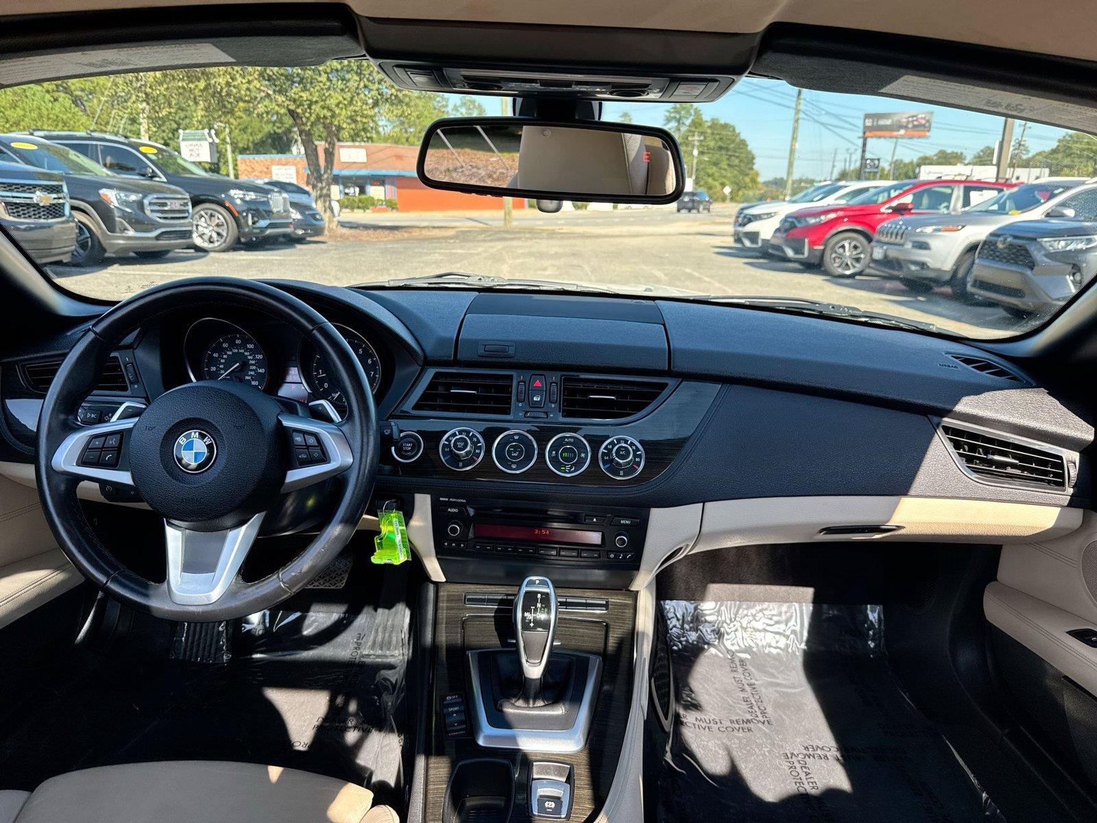 Used 2016 BMW Z4 sDrive28i RWD image 2