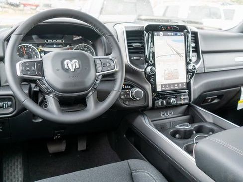 New 2026 RAM 1500 4x4 Crew Cab image 9