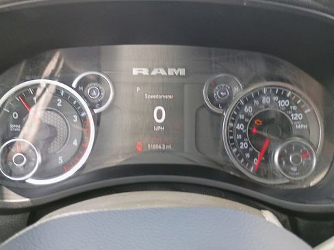 Used 2024 RAM 2500 Big Horn AWD/4WD image 24