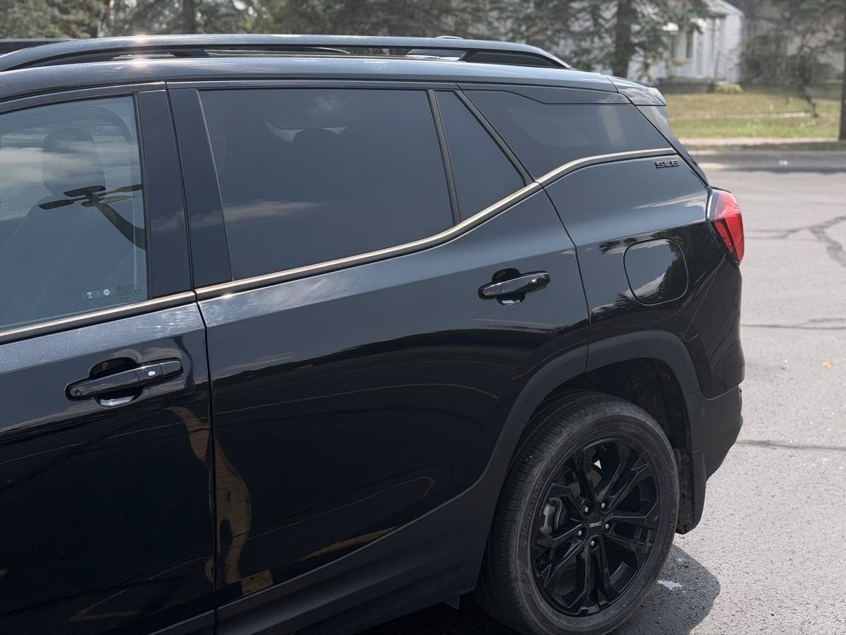 Used 2021 GMC Terrain SLE w/ Driver Convenience Package AWD/4WD image 7