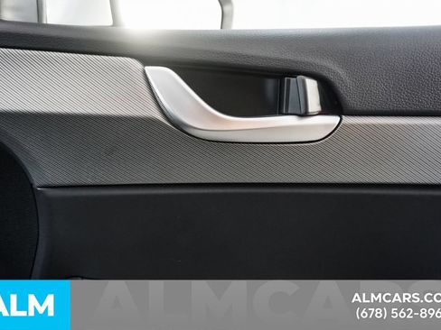 Used 2025 Hyundai Palisade SE FWD image 41