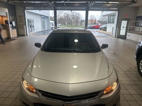 Used 2018 Chevrolet Malibu LS image 10