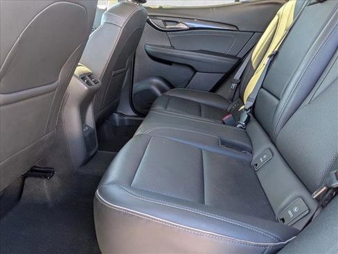 Used 2023 Buick Envision Essence image 17