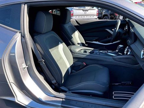 Used 2021 Chevrolet Camaro LT w/ RS Package image 26