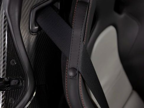 Used 2014 McLaren P1 image 47