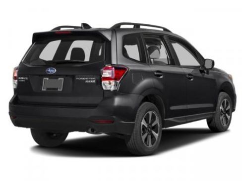 Used 2018 Subaru Forester 2.5i Premium w/ All-Weather Package image 2