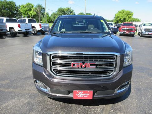 Used 2016 GMC Yukon SLT w/ Open Road Package AWD/4WD image 12