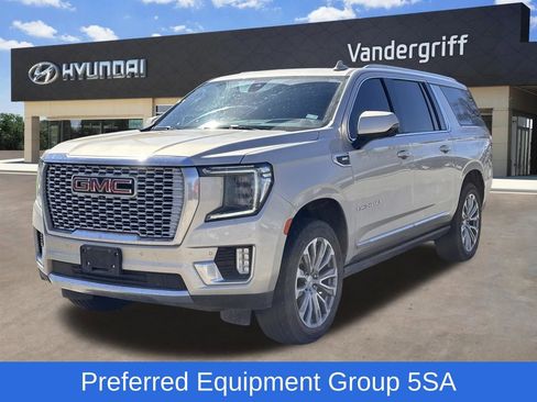 Used 2021 GMC Yukon XL Denali w/ Denali Ultimate Package image 2