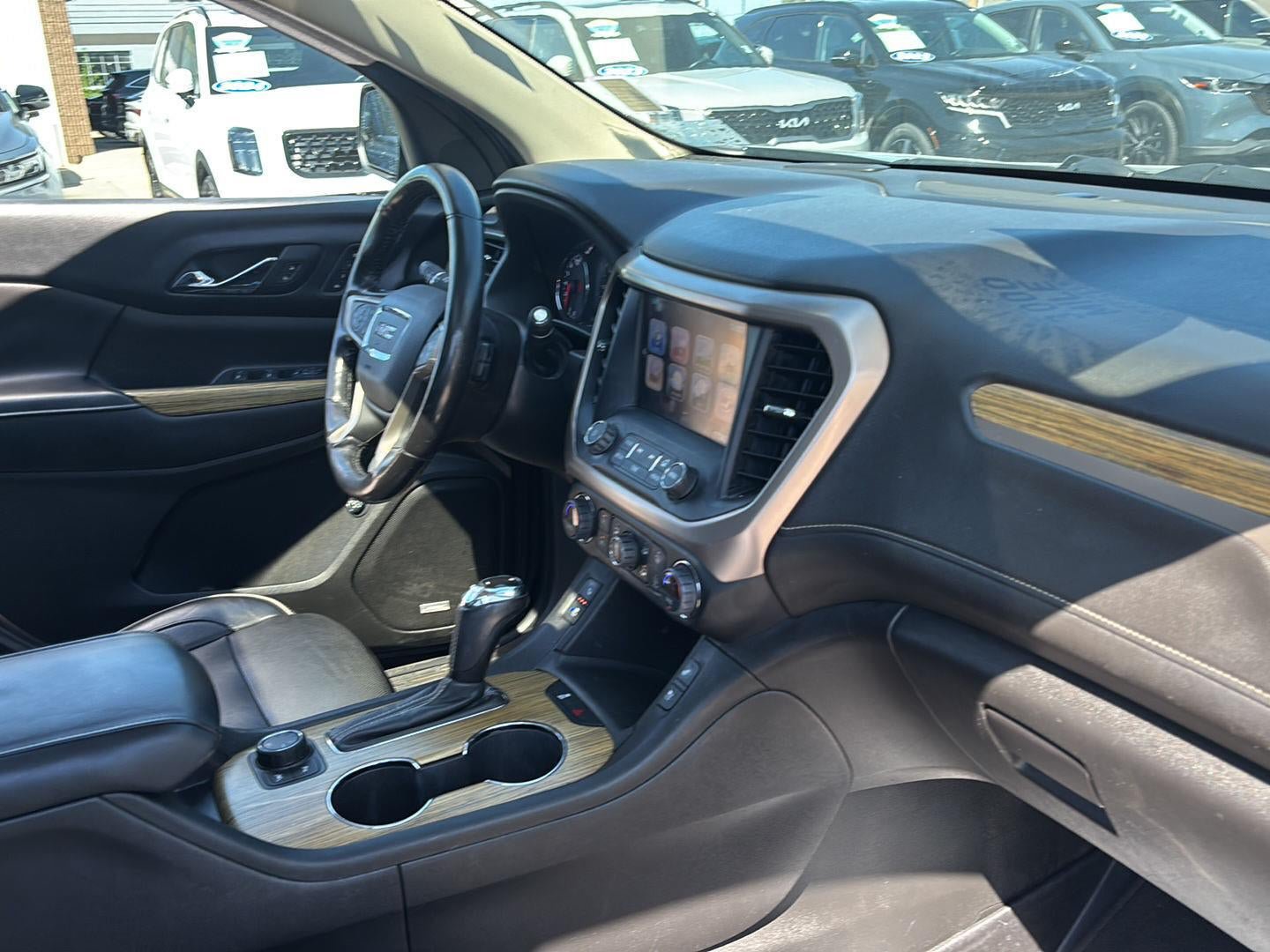 Used 2018 GMC Acadia Denali AWD/4WD image 26