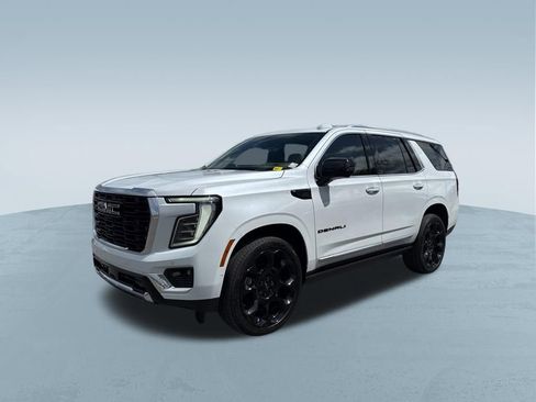 New 2026 GMC Yukon Denali w/ Denali Reserve Package AWD/4WD image 3