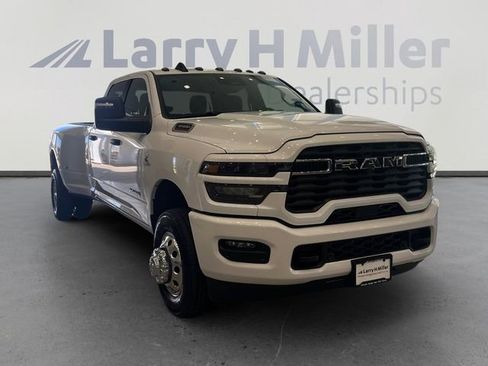 New 2026 RAM 3500 Big Horn image 7