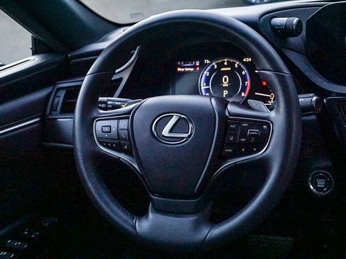 Certified 2023 Lexus ES 250 w/ Premium Package image 16