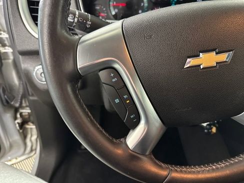 Used 2015 Chevrolet Traverse LT w/ Style and Technology Package image 15