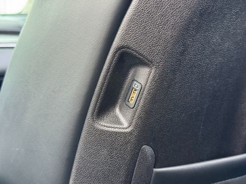 Used 2022 Kia Sorento S w/ Panoramic Sunroof Package image 32