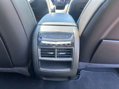 Used 2024 Cadillac XT5 Premium Luxury w/ Technology Package AWD/4WD image 35
