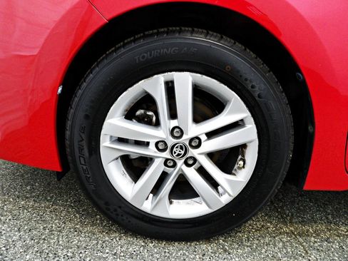 Used 2016 Toyota Corolla S Special Edition FWD image 19