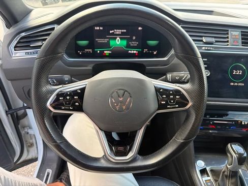 Used 2023 Volkswagen Tiguan SE R-Line AWD/4WD image 7