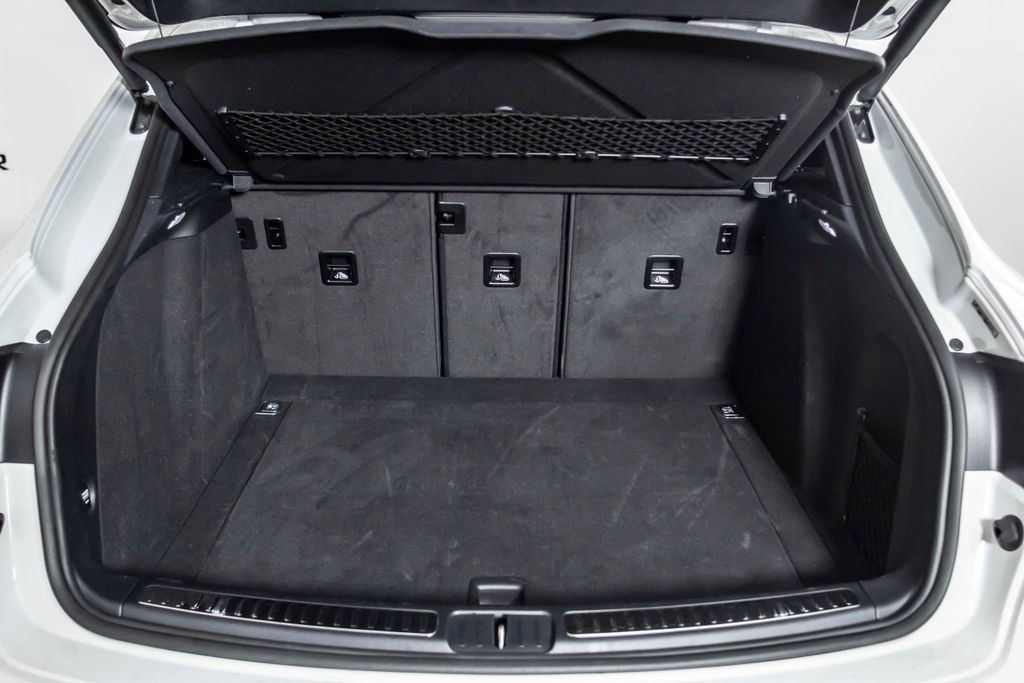 Used 2020 Porsche Macan AWD/4WD image 8