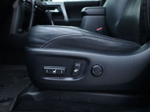 Used 2018 Toyota 4Runner Limited image 23