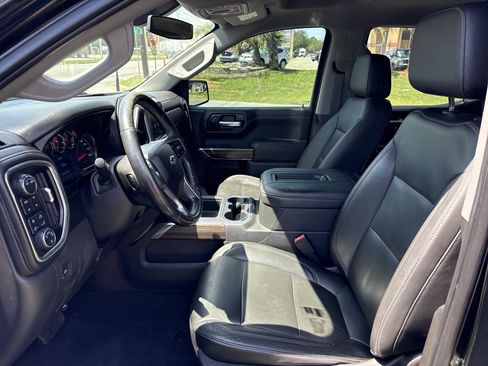Used 2020 Chevrolet Silverado 1500 RST w/ Texas Edition AWD/4WD image 11
