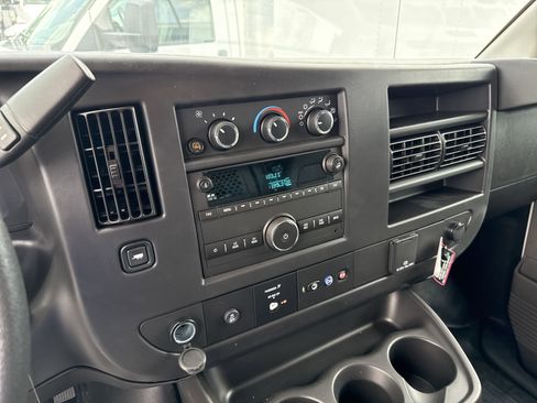 New 2025 Chevrolet Express 2500 w/ Driver Convenience Package image 17