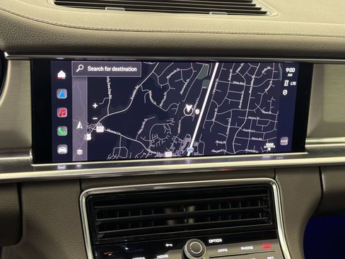 Used 2022 Porsche Panamera 4 Platinum Edition AWD/4WD image 20