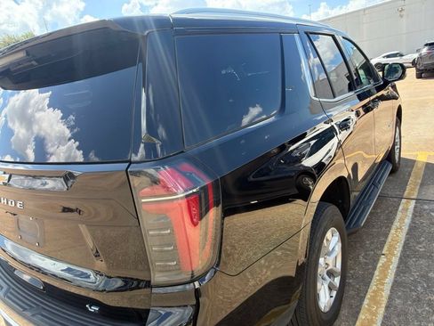 Used 2025 Chevrolet Tahoe LT RWD image 5