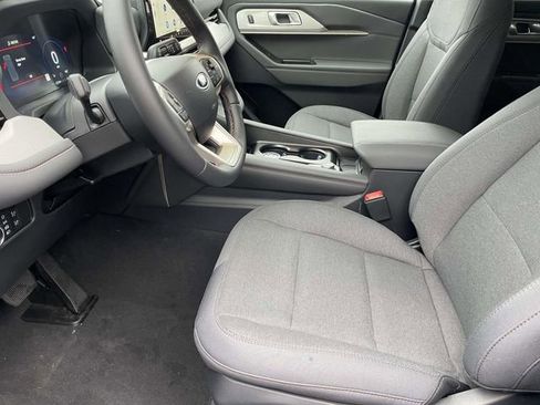 New 2026 Ford Explorer Active image 17